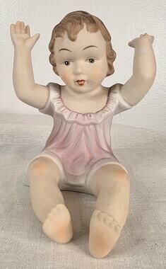 Vtg UCGC Bisque Porcelain Piano Baby Girl Praising Figurine 5 1/2" Tall 9" Long